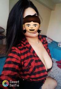 Atakum - Körfez Bölgesinin Neşeli ve Dinamik Escort Bayanı