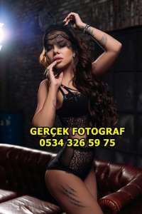 Güzel Slav Escort: Gerçek Bir Fantazi Deneyimi