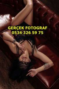 Güzel Slav Escort: Gerçek Bir Fantazi Deneyimi