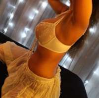 Sıcak ve Akıllı Slav Escort İle Tanışın