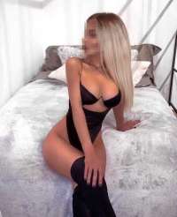 Tutkulu ve Enfes Gece Deneyimi ile Azerbaycanlı Escort Elnara